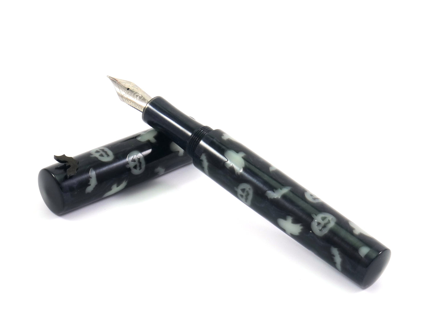 Glow in the Dark Halloween Fountain Pen