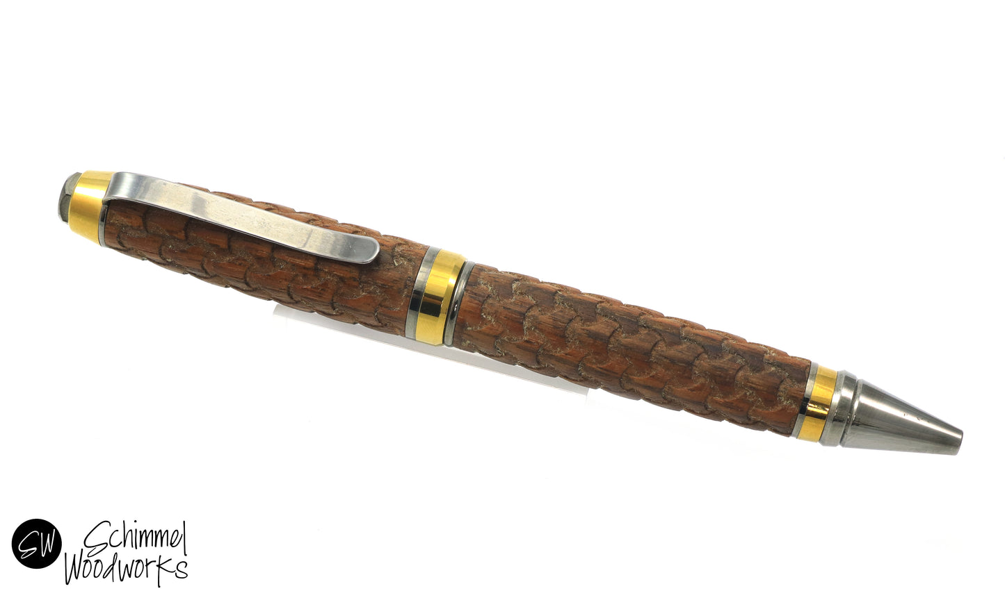 Woven Wood Gentlemen's Pen
