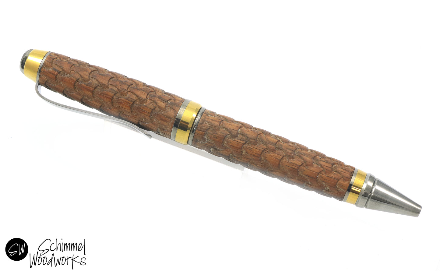 Woven Wood Gentlemen's Pen
