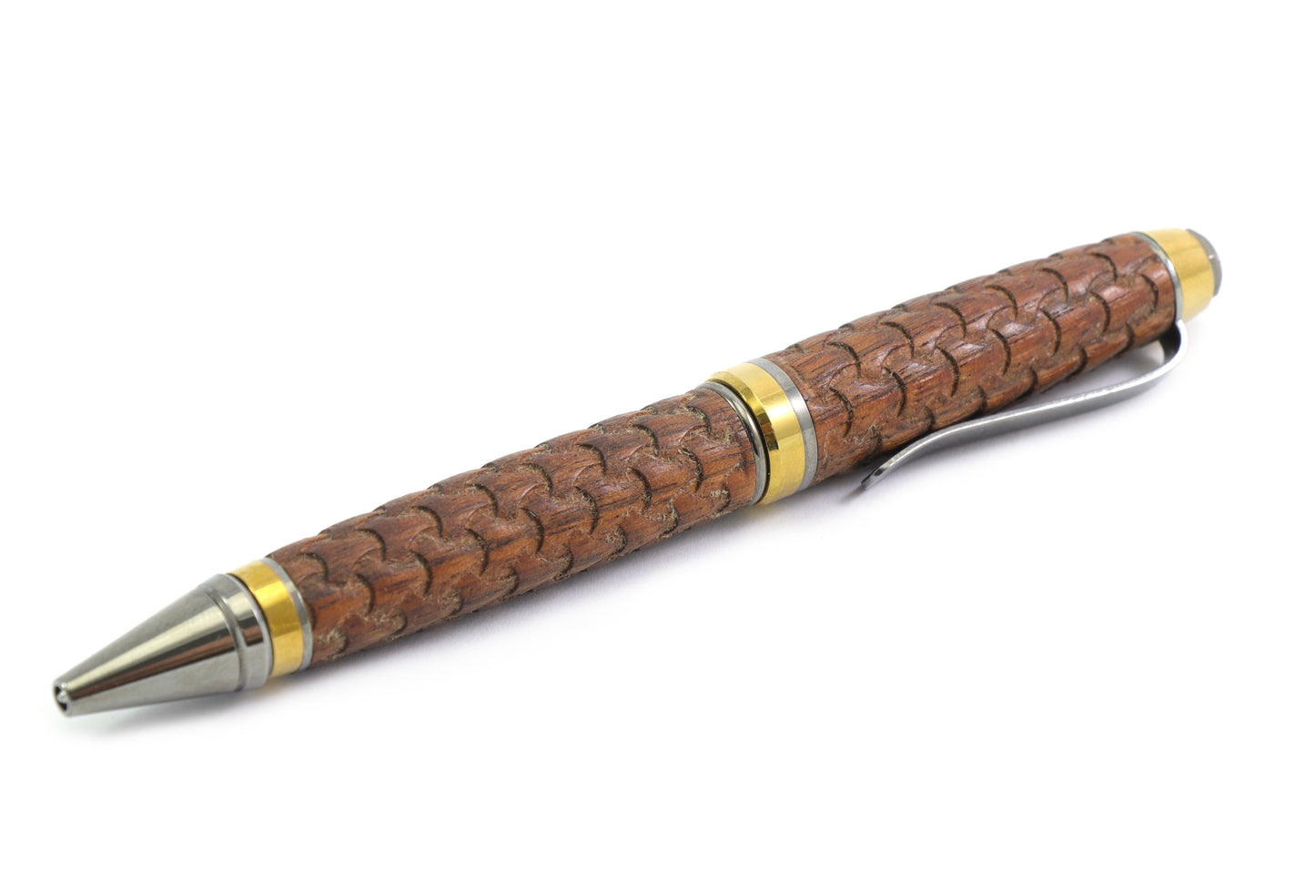 Woven Wood Gentlemen's Pen