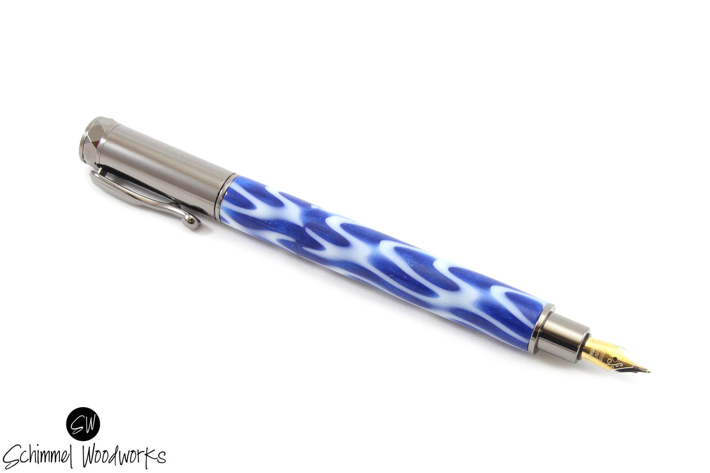 Ocean Wave Fountain Pen