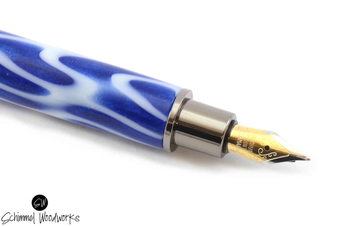 Ocean Wave Fountain Pen