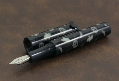 Glow in the Dark Halloween Fountain Pen