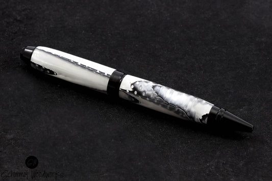 Black & White Pen